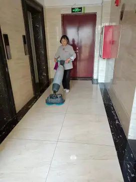 樓層地面清洗